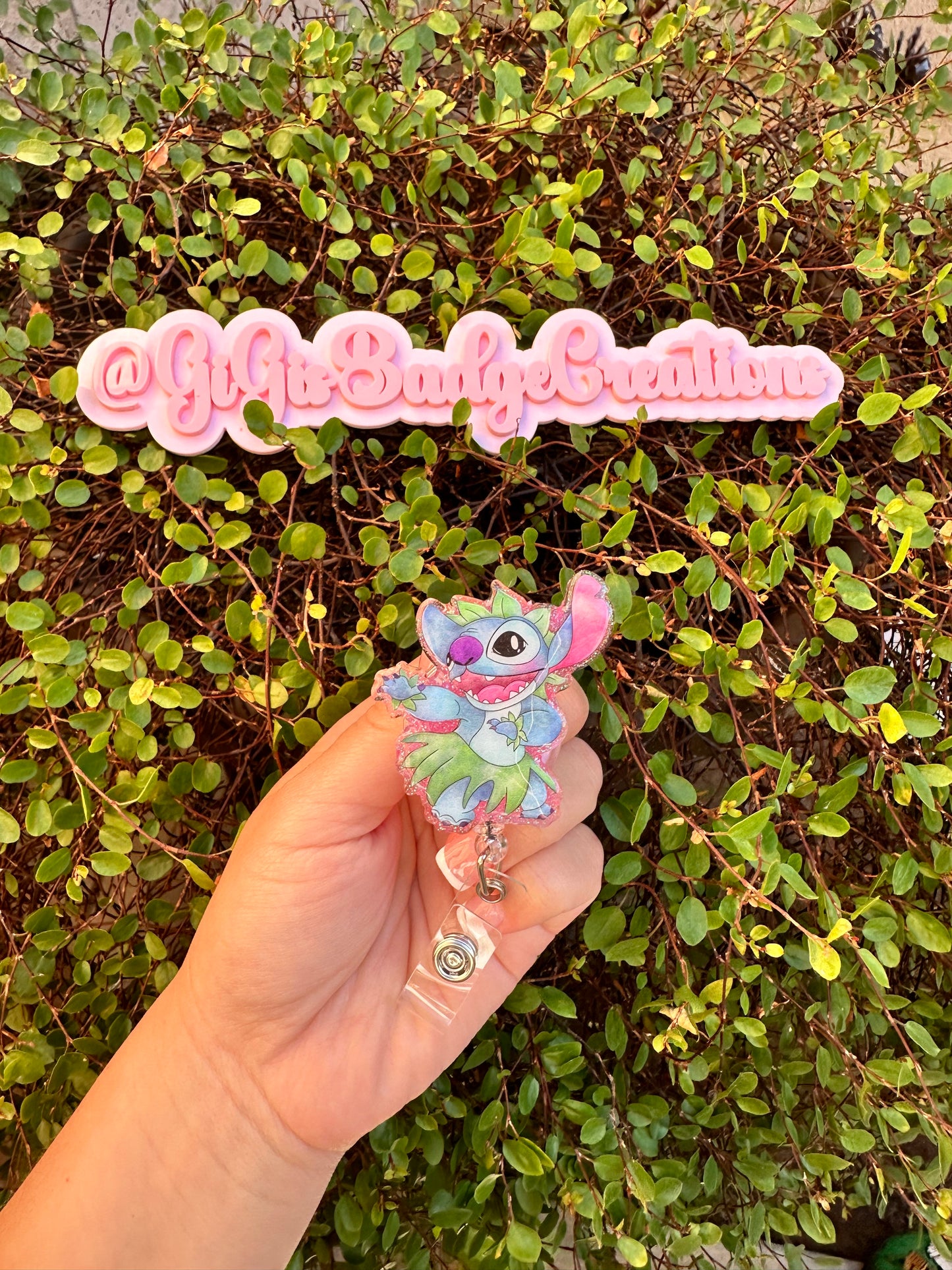 Hula Stitch Badge Reel
