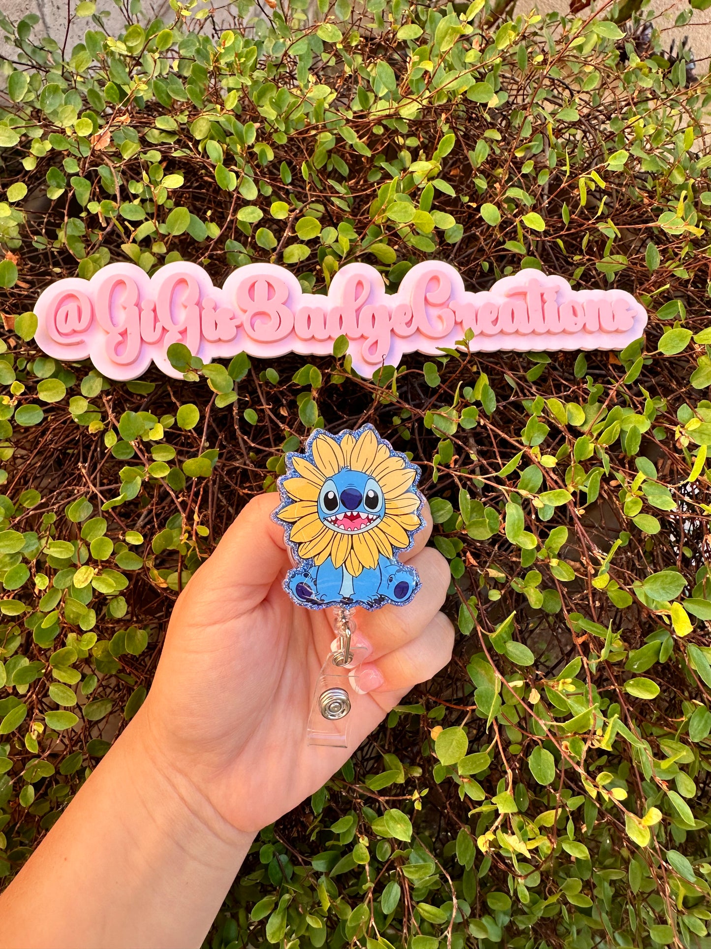 Sunflower Alien Badge Reel