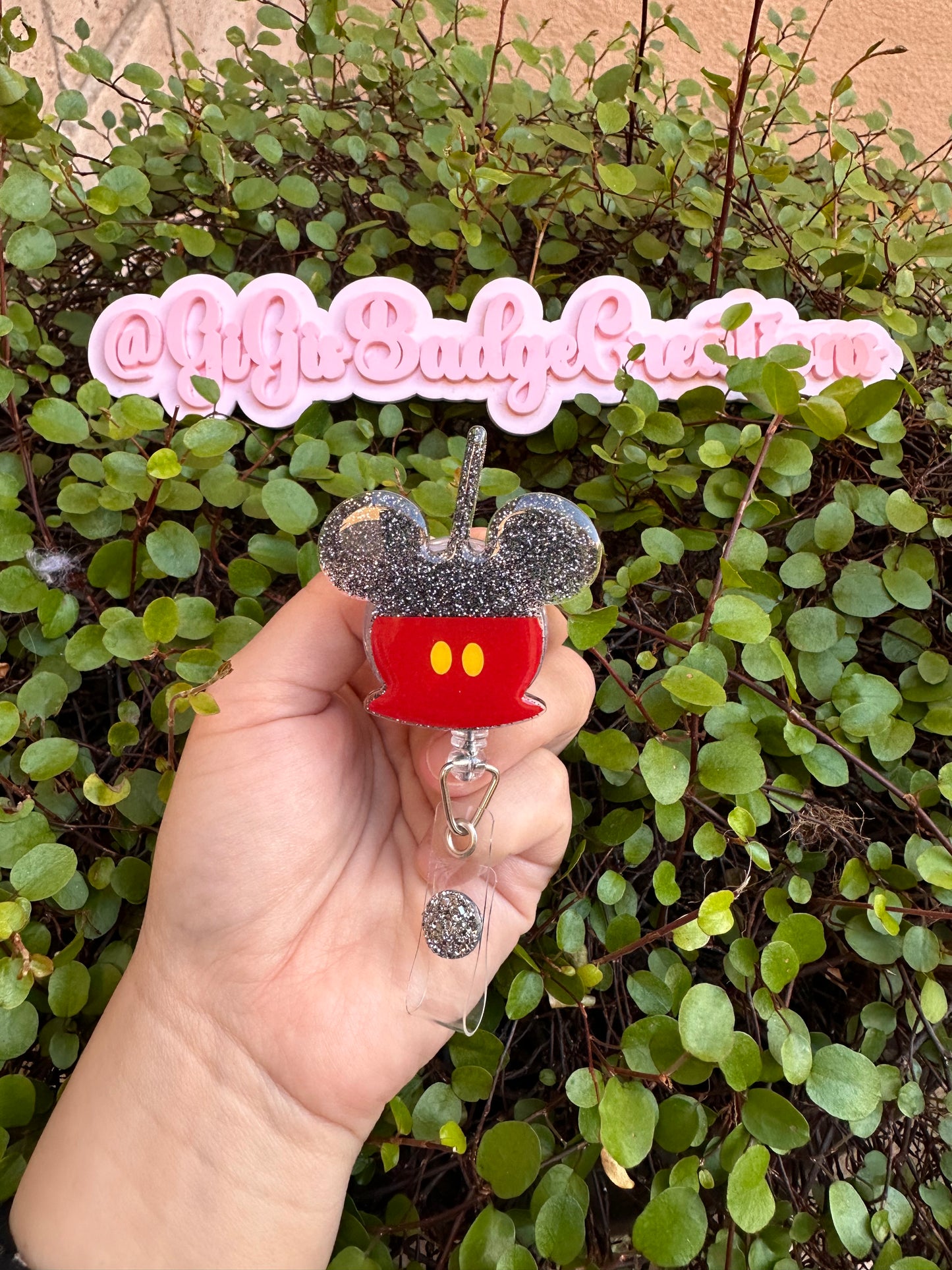 Mickey Treat Badge Reel