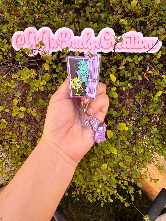 Monsters Door w/Charm Badge Reel