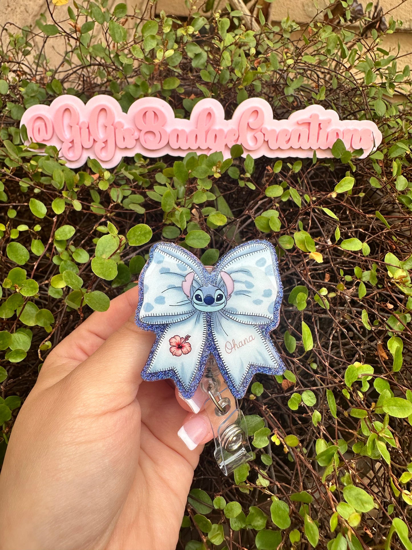 Stitch Bow Badge Reel